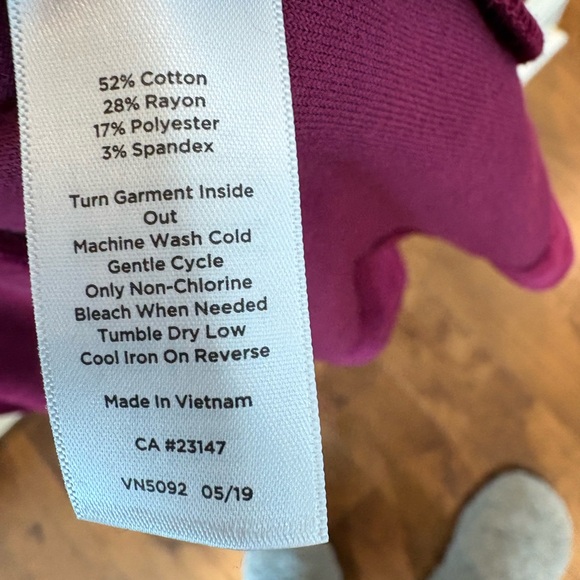 Talbots Rich Burgandy V-Neck Sweater Size PL - Picture 3 of 9